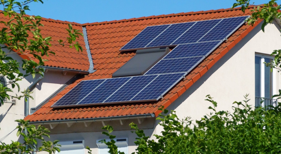 16.000 PLN para proprietários de usinas fotovoltaicas. Esta é a última chamada, o dinheiro ainda está disponível.