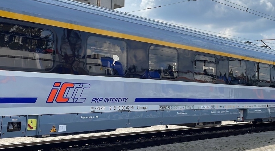 L'assurdità è finalmente finita. Il tempo di percorrenza in treno da Bielsko-Biała a Cracovia sarà dimezzato.