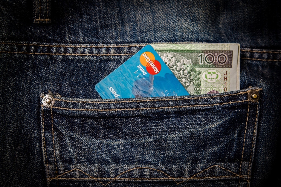 Lithuania prepares banking system for mobilization. Cards will work without internet