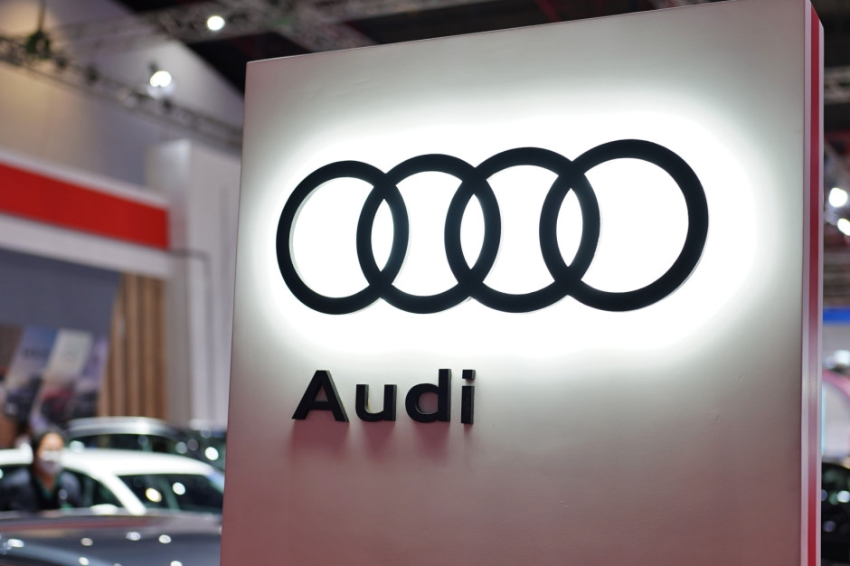 Gigante automovilístico europeo considera construir fábrica en EE. UU. por los aranceles aduaneros