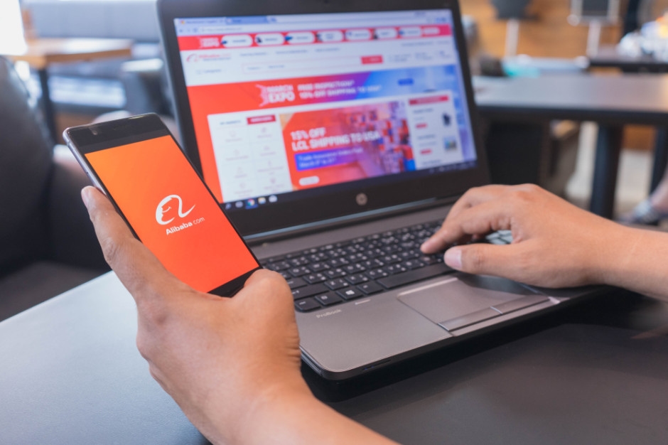 Il gigante cinese di Internet investirà miliardi di dollari in incentivi per i clienti