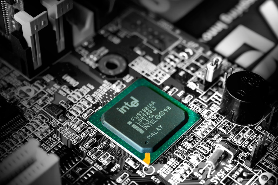 A Intel está abandonando a Polônia e a Europa. Será difícil preencher o nicho deixado pelos americanos.