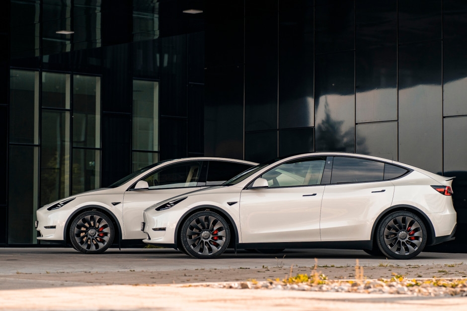 Tesla, Çin pazarı için mücadelesini sürdürüyor. Yeni model yakında geliyor.