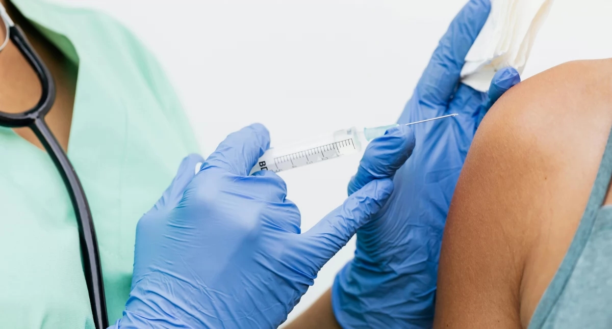Sono iniziate le vaccinazioni gratuite contro il COVID-19: scopri dove e come vaccinarti