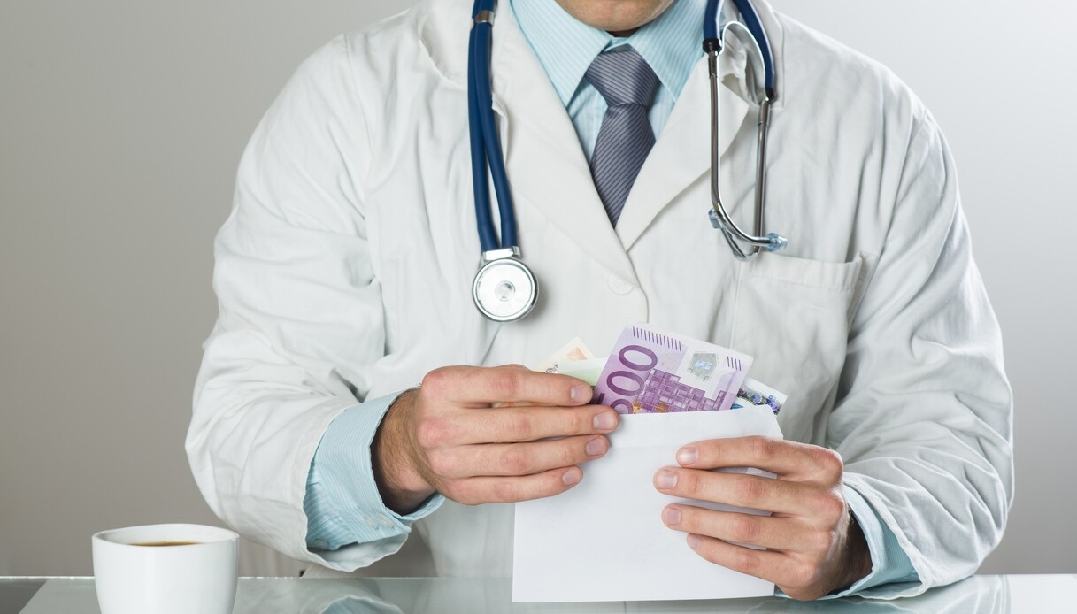 Wenn der Arzt Geld für das ärztliche Attest verlangt, ist das Korruption