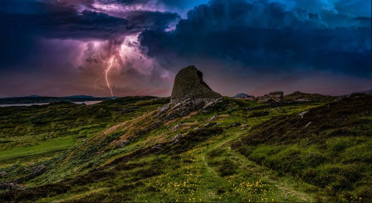 In Schottland entdeckter Meteoriteneinschlag schreibt die Geschichte des Lebens auf der Erde neu: „Er verändert unser Verständnis der Evolution …“
