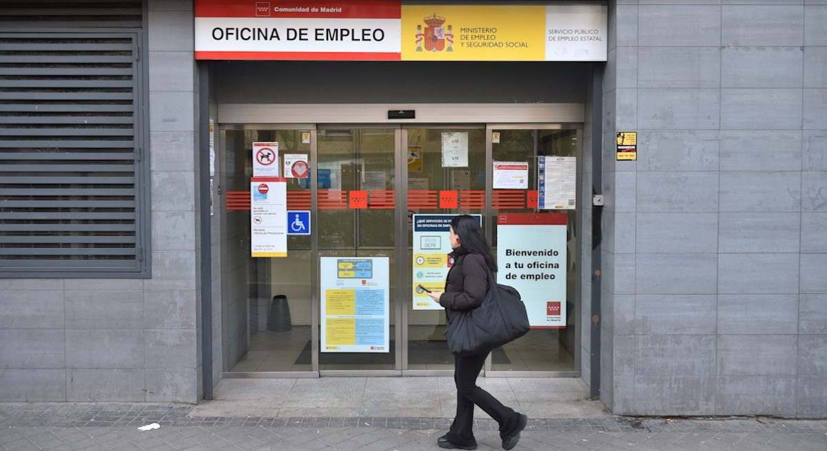 The SEPE is increasing the unemployment benefits for workers with more years of contributions.