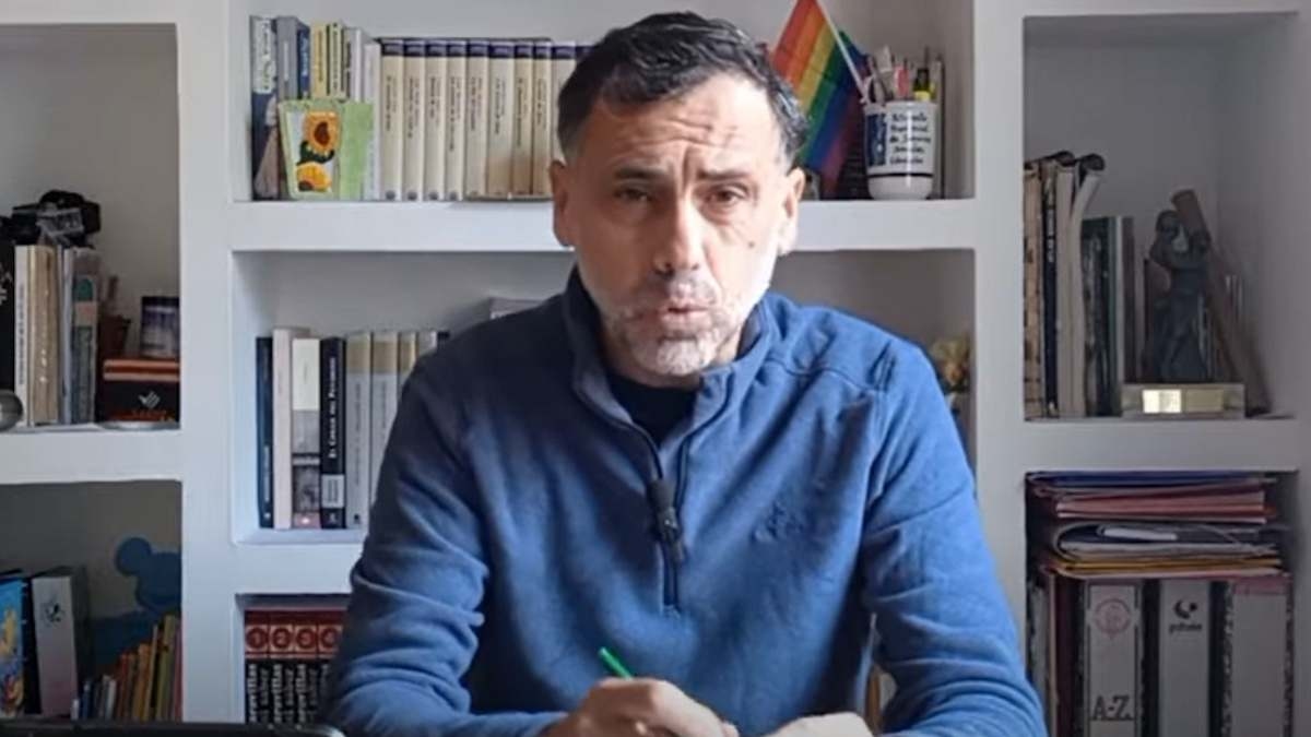 Ein Beamter der Sozialversicherung warnt, dass in diesen Fällen das Geburts- und Kinderbetreuungsgeld gestrichen werde: „Ihr gesamter Anspruch wird gestrichen.“