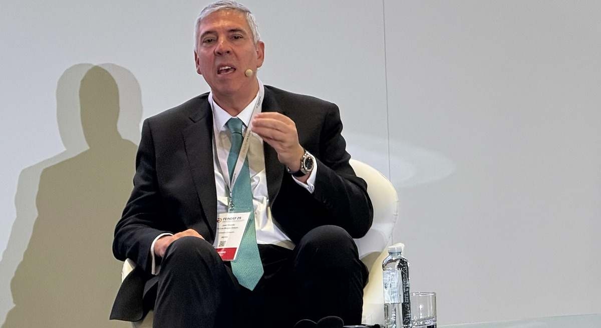 De los Mozos: "Escribano es una de las 20 empresas que Indra estudia comprar"