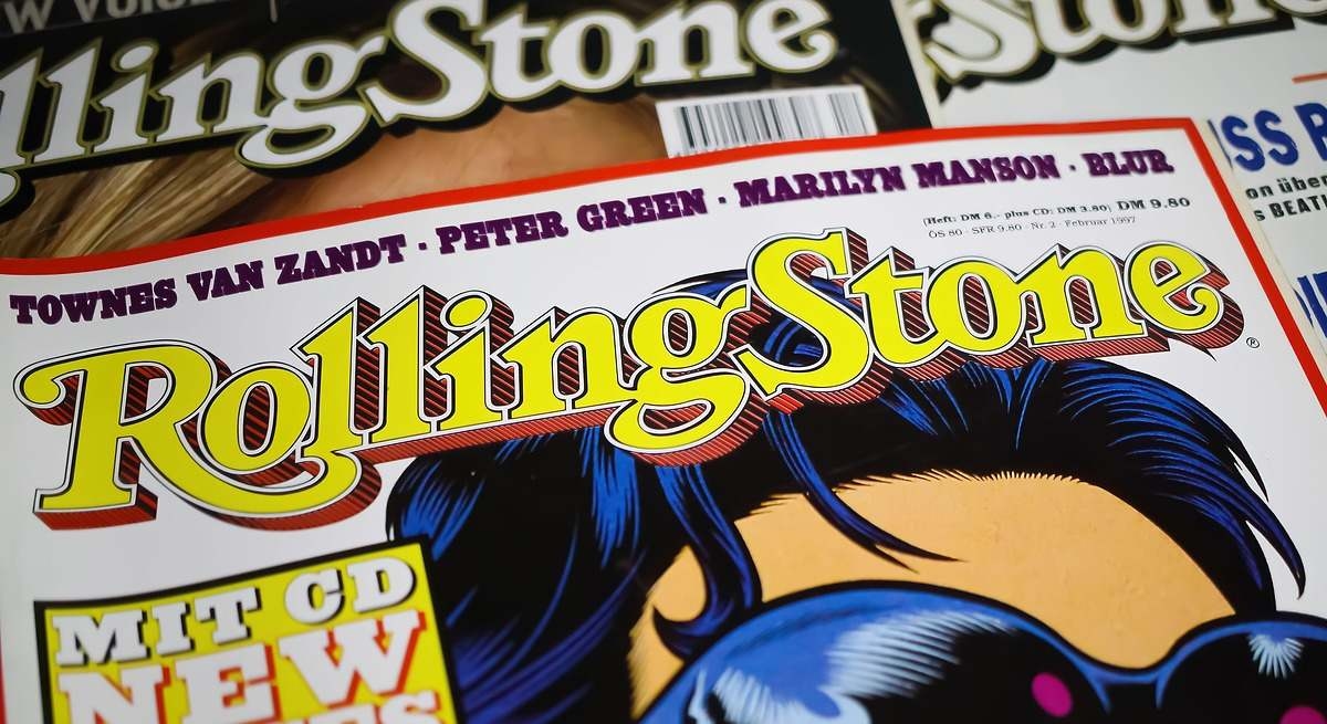 Nueva batalla judicial para Google: el dueño de Rolling Stone denuncia a Alphabet por usar su contenido para crear sumarios de IA