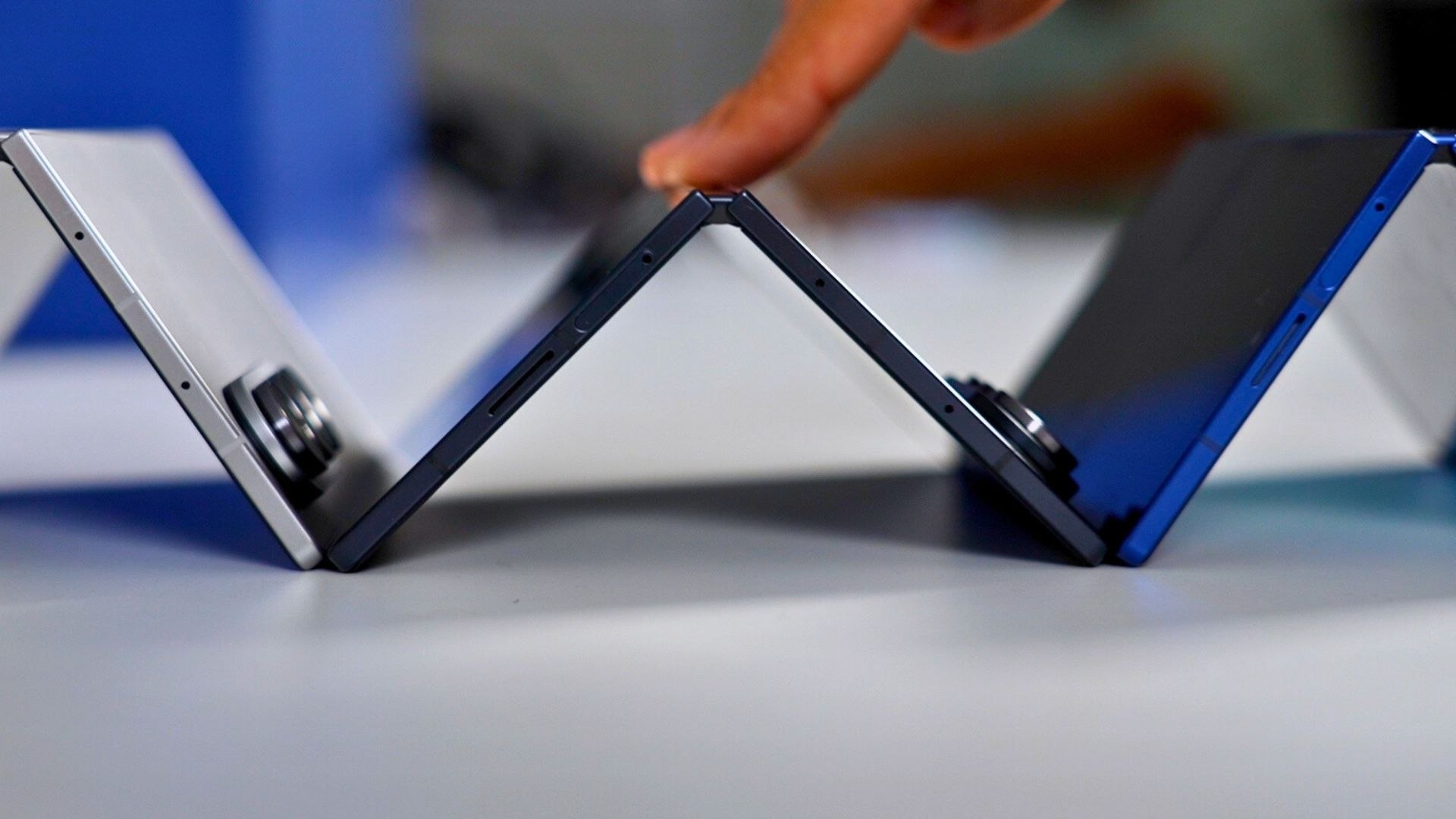 Samsung aggiorna i suoi Galaxy Fold e Flip per cercare di incrementare le vendite di telefoni pieghevoli