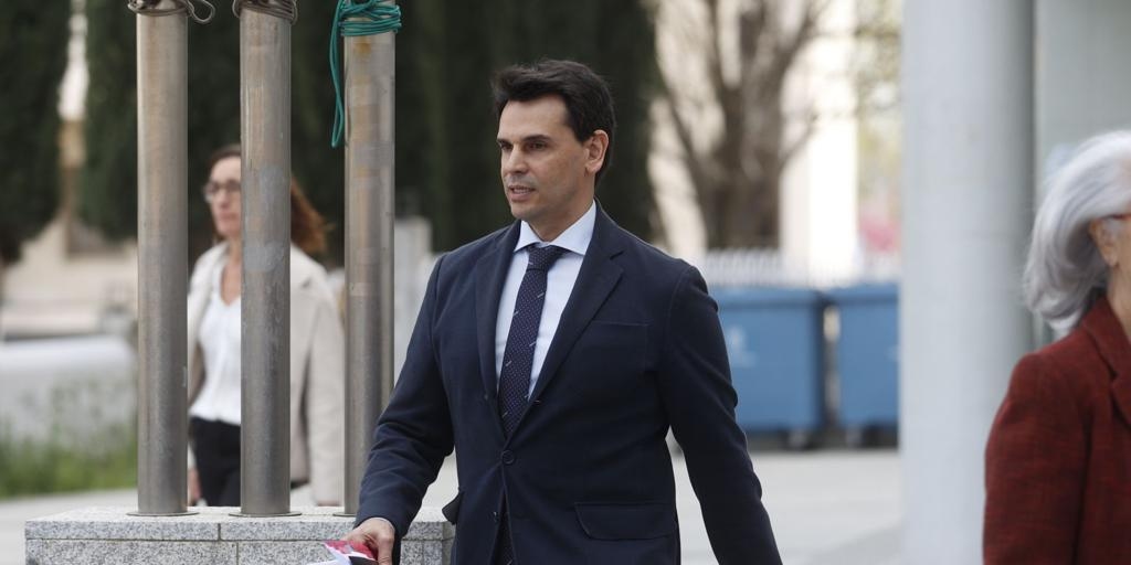 La pareja de Díaz Ayuso pide cuatro años de prisión e inhabilitar al fiscal general por revelación de secretos
