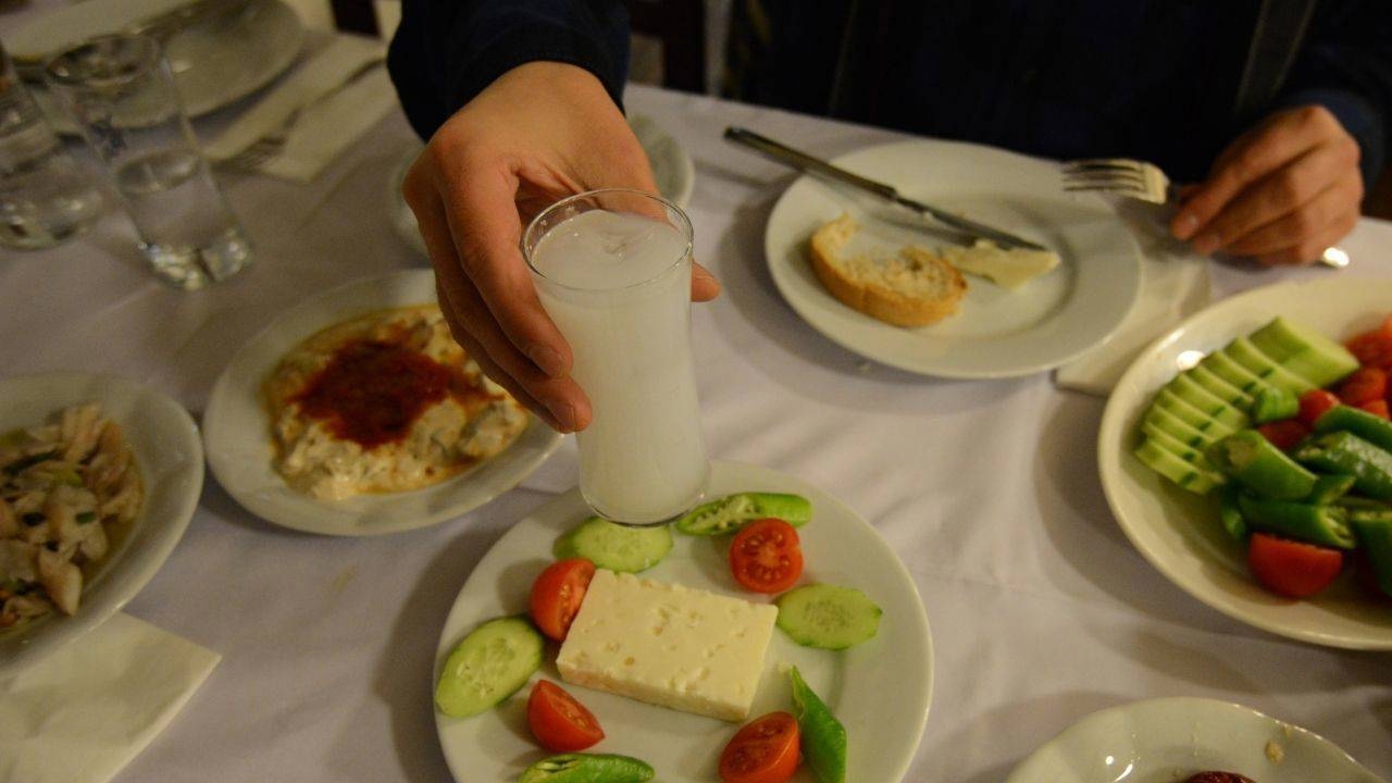Eine Raki-Gruppe ist im Preis gestiegen
