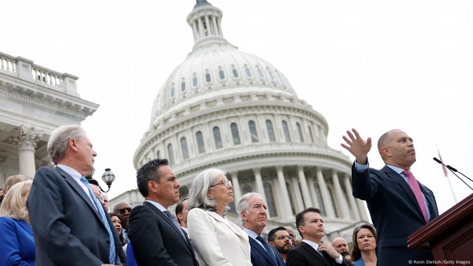 "Cruel": US Democrats condemn Trump's tax law