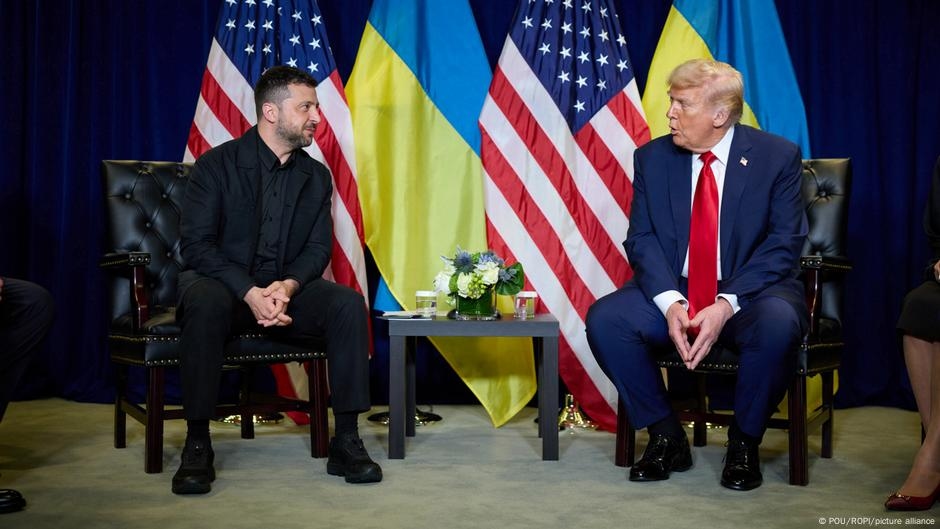 Trump fixe un nouveau cap dans la guerre en Ukraine - Actualités : Les points les plus importants en bref