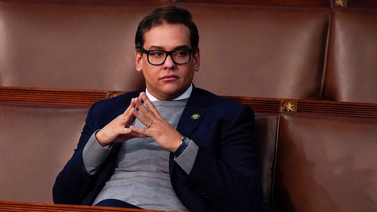 Były kongresmen George Santos wygłasza „efektowne” pożegnanie przed pójściem do więzienia: „Kurtyna opada”