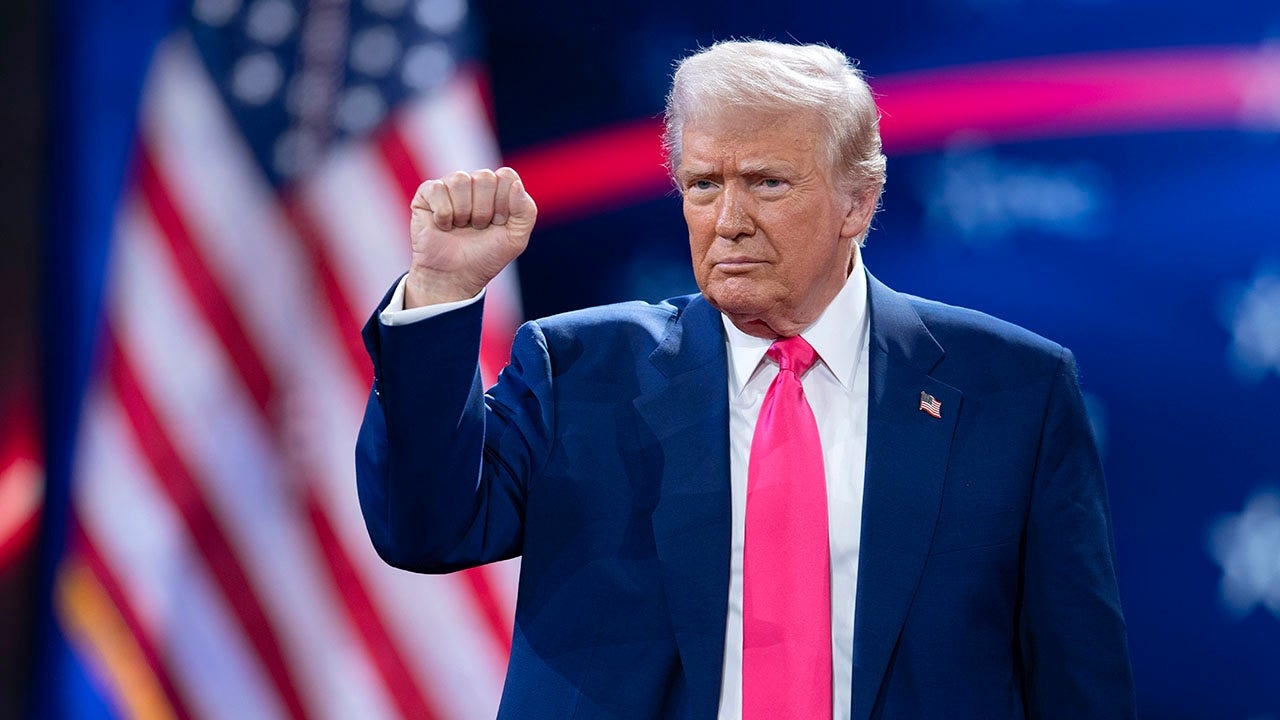 Trump prohíbe los viajes a EE. UU. desde varios países para bloquear a "actores extranjeros peligrosos"