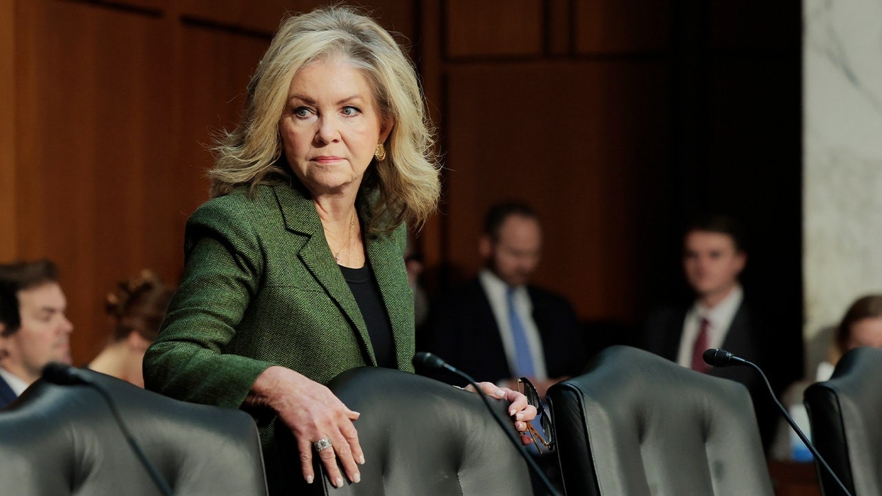 Senador Blackburn mira turismo de parto, 'compra de cidadania americana' em apoio à agenda de imigração de Trump