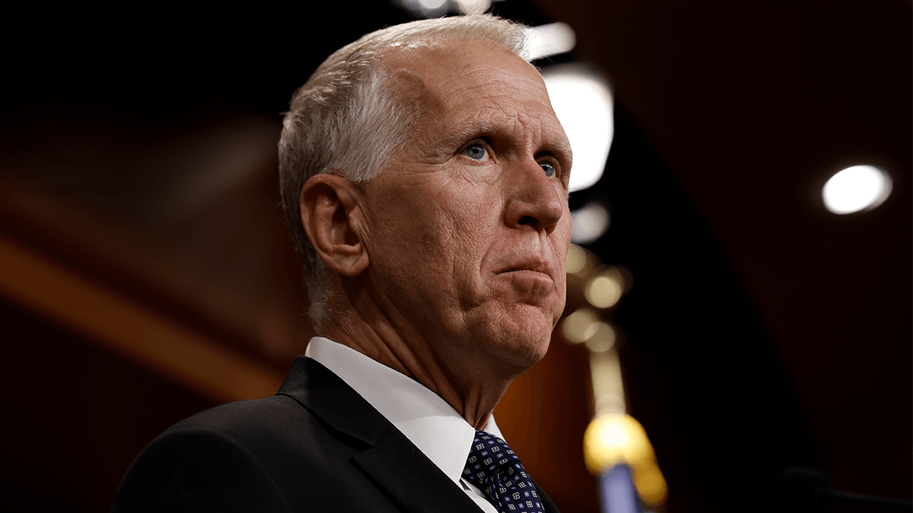 SCOOP: Il repubblicano della Camera punta a candidarsi per il seggio di Thom Tillis al Senato dopo l'attacco a Trump