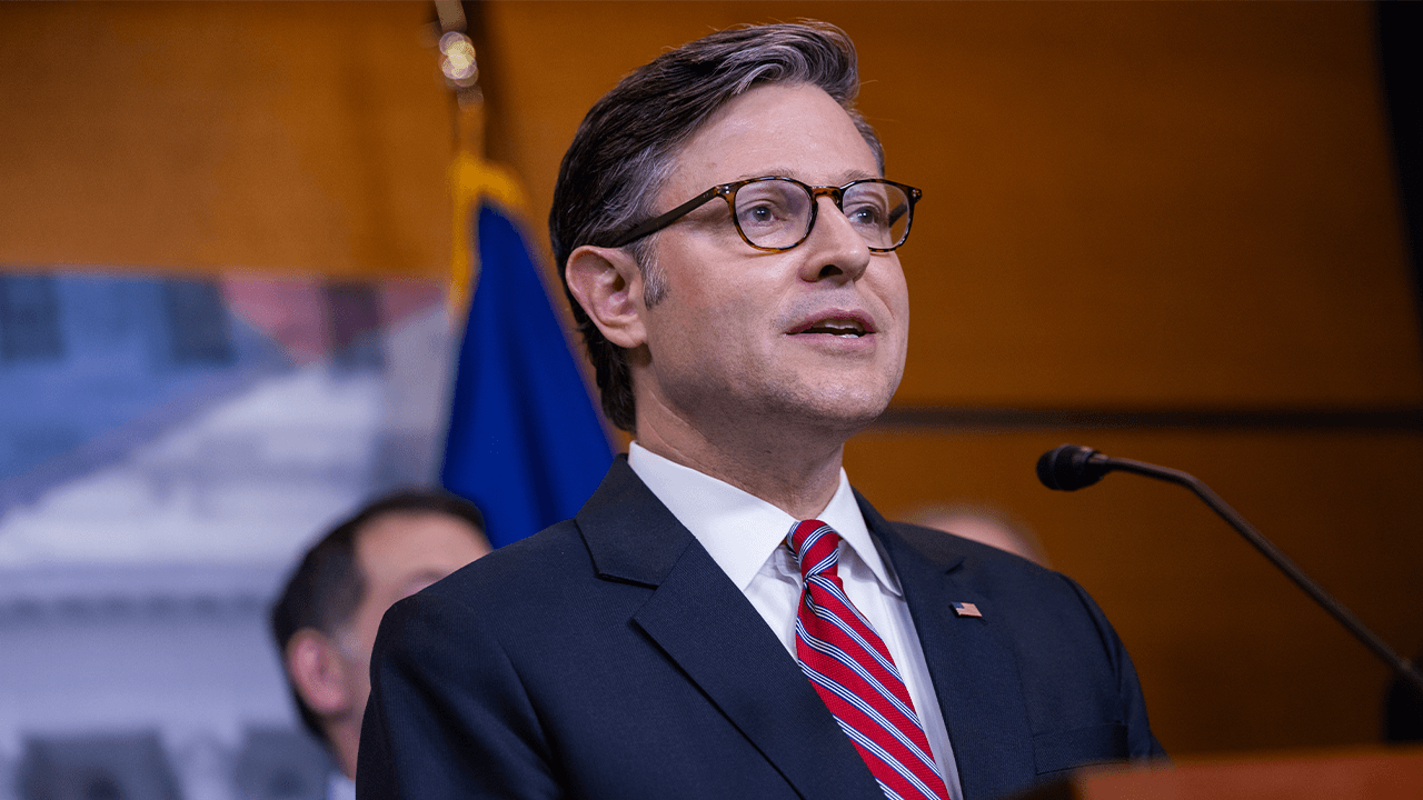 Sprecher Johnson erzielt vorläufige Einigung mit den Republikanern der demokratischen Staaten zur Anhebung der Obergrenze für den „SALT“-Abzug
