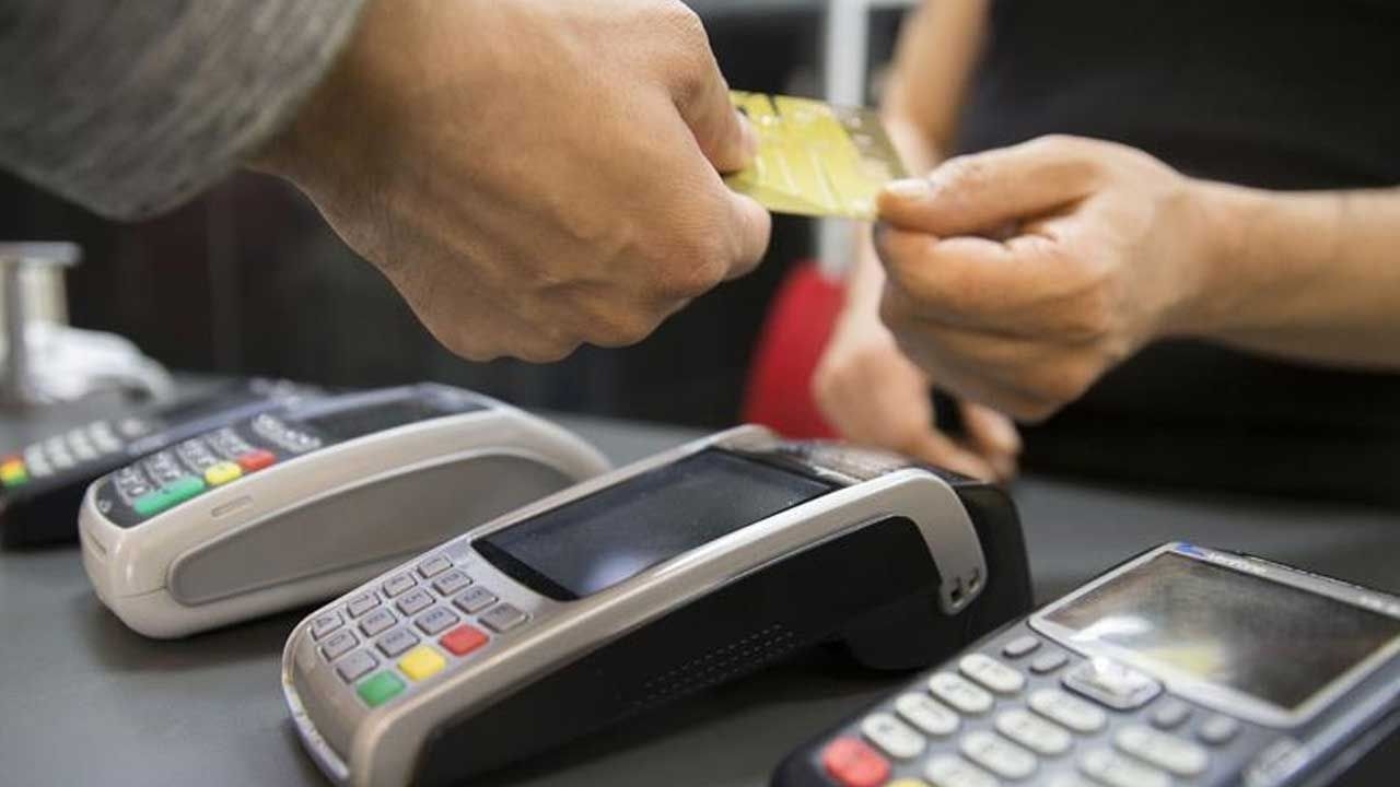Se vedi questo testo mentre effettui un pagamento contactless, interrompi immediatamente!
