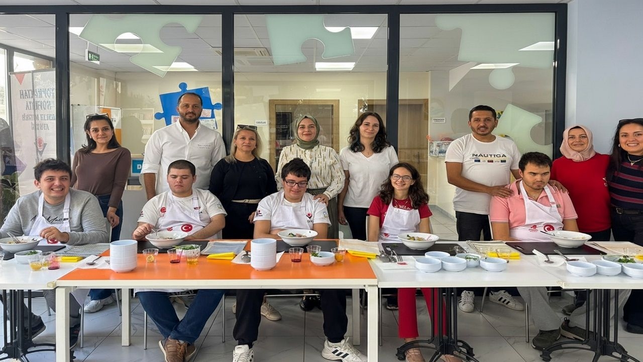 Efelers Spezialkräfte begannen die Produktion in der "Profiküche".