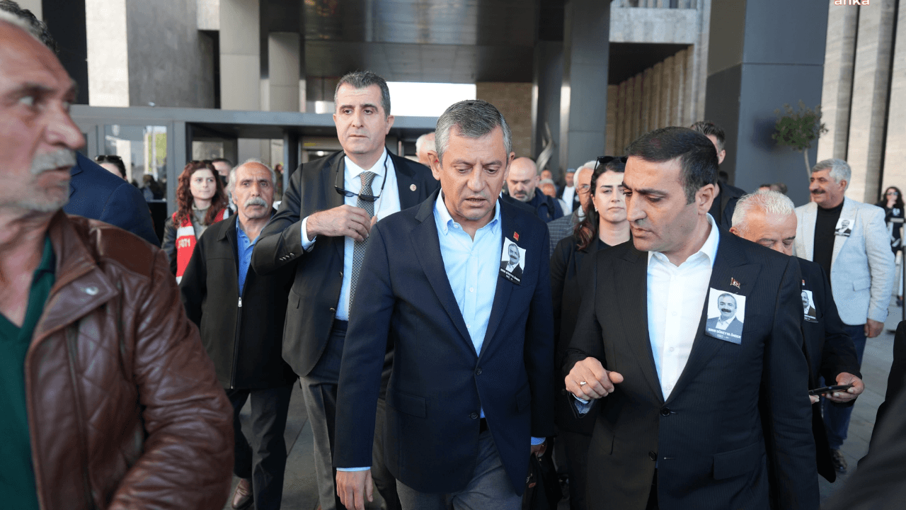 La CHP a déposé une plainte contre le directeur adjoint de la police provinciale d'Istanbul, Murat Özbek