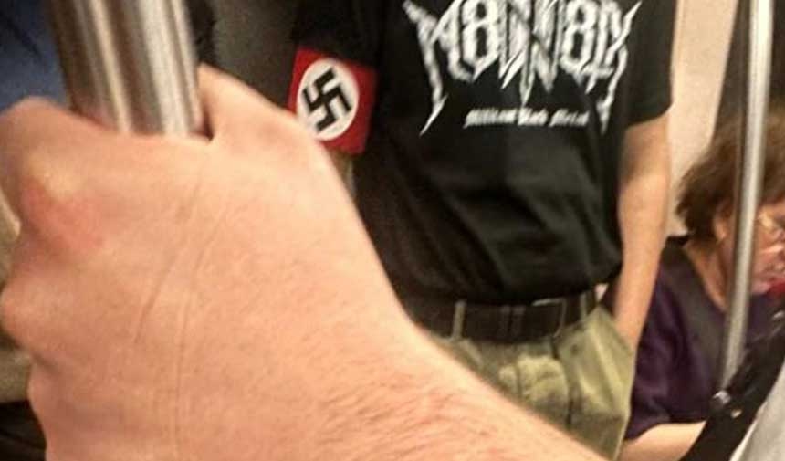 Símbolo nazi en el metro de Estambul