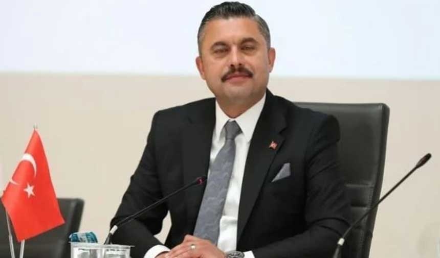 El alcalde de CHP Şile, Özgür Kabadayı, fue arrestado