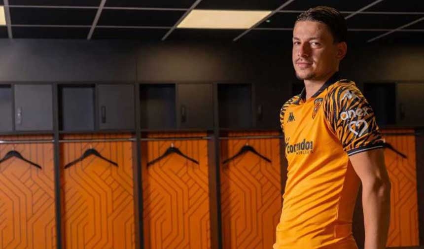 Enis Destan w Hull City