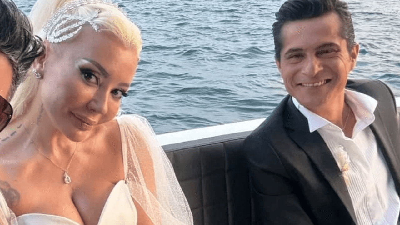 Verrassing bruiloft! Ismail Hacıoğlu en Duygu Kumarki trouwden voor de tweede keer
