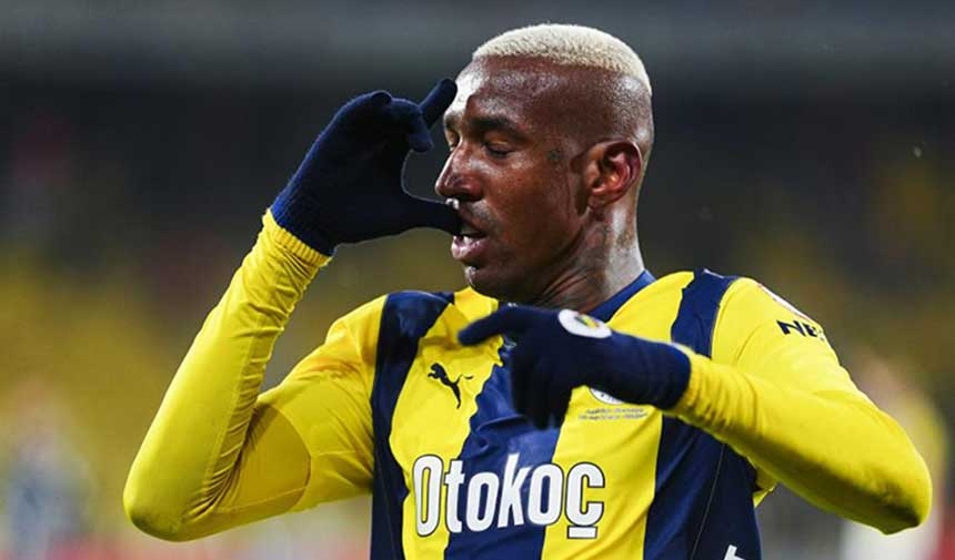 Talisca zaskoczył w Fenerbahçe! Nie znalazł się na liście