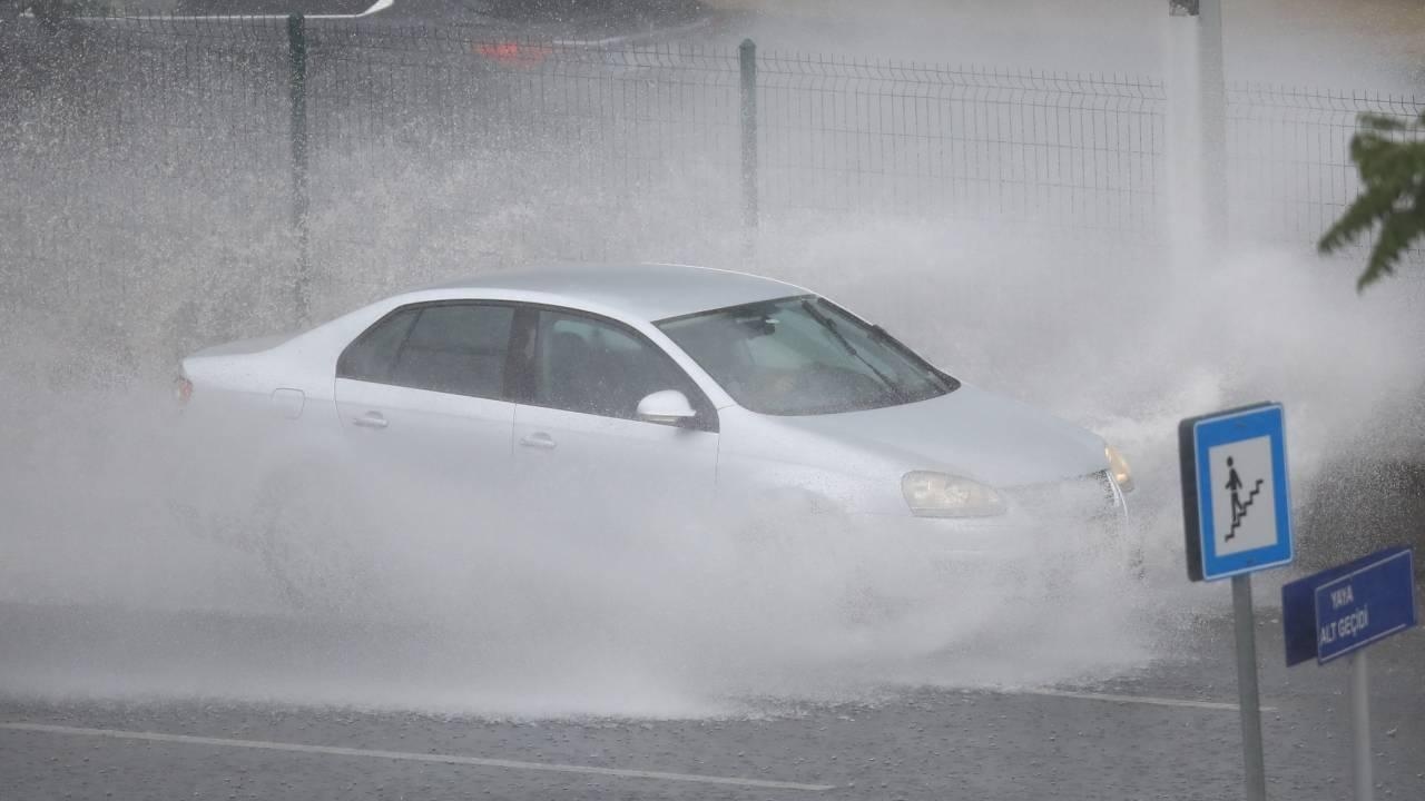 La meteorologia emette un avviso di allerta pioggia con codice "giallo" per 19 province
