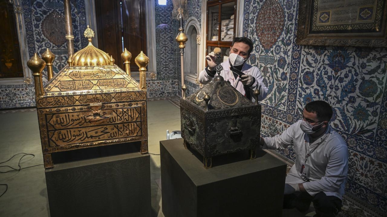 De afdeling Heilige Relikwieën is klaar voor de Ramadan