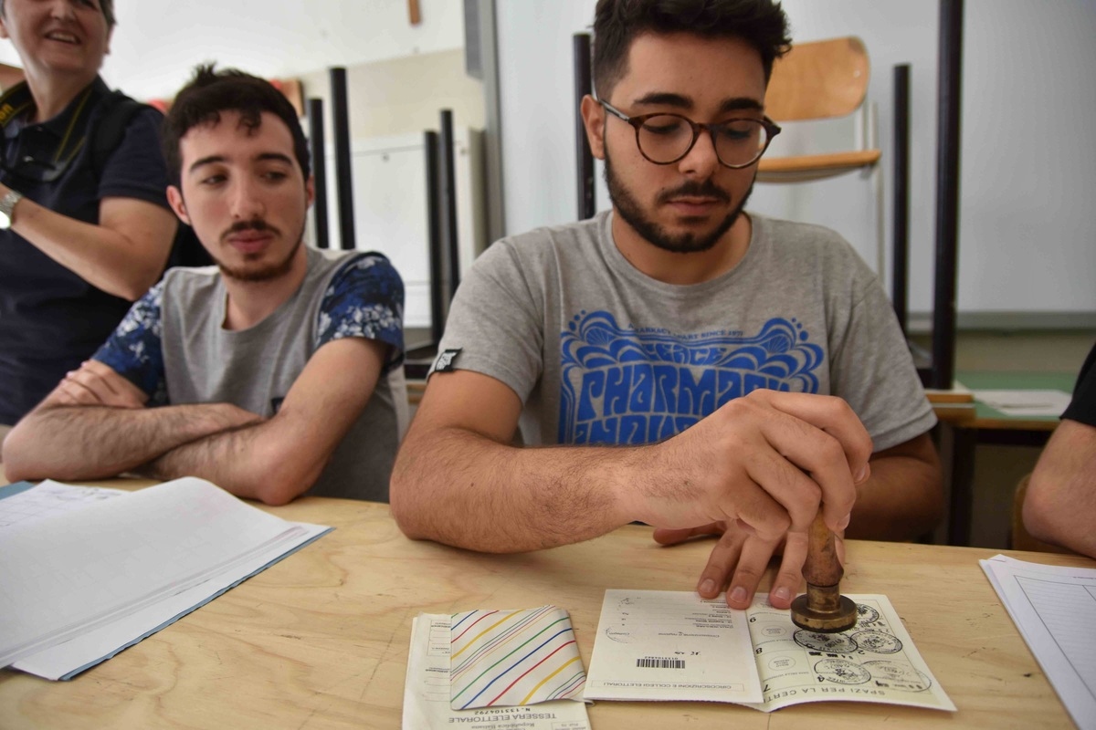 Referandum, çoğunluk sağlanıp sağlanamayacağına dair son anketler. Kaç tane kararsız var...