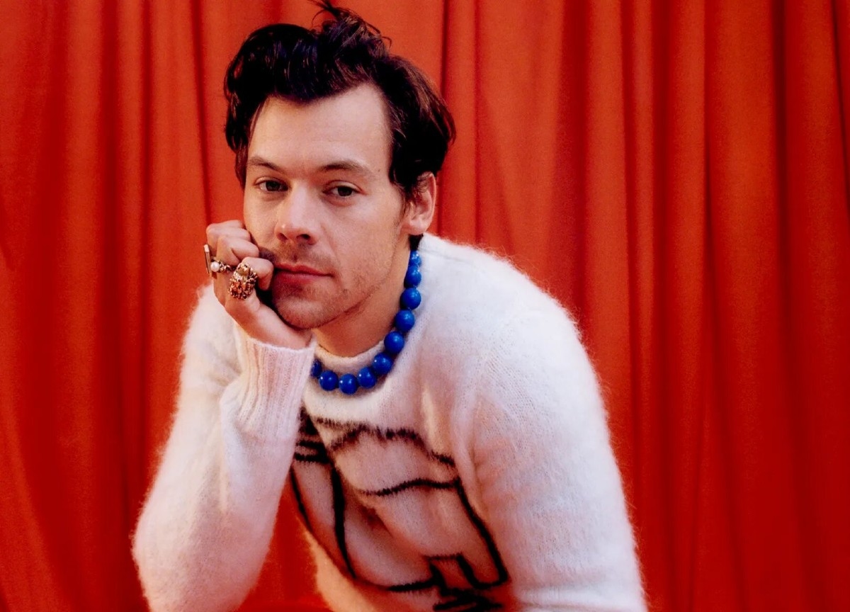 Harry Styles corre a Maratona de Berlim incógnito e estabelece um tempo recorde.