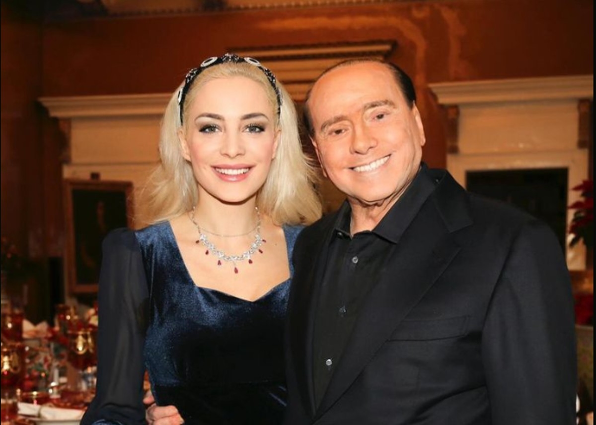 Berlusconi, hay un acuerdo con Marta Fascina por Arcore: aquí está el alquiler que pagará. Y en Villa Certosa.
