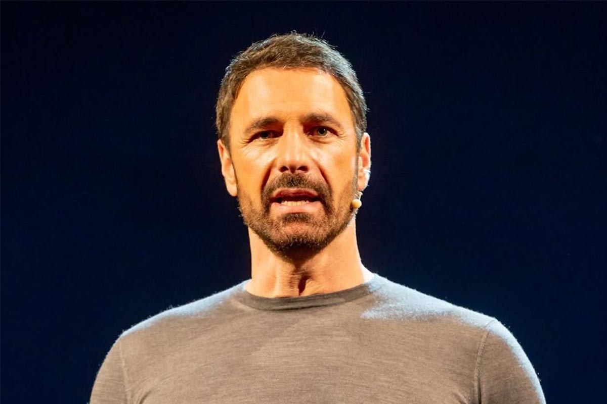 Raoul Bova wins the first match against Corona: the Guarantor and Google block the social channels of "Falsissimo" and the contents that violated the actor's privacy