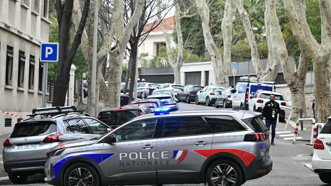 Molotov au consulat russe de Marseille, avouent deux chercheurs du CNR