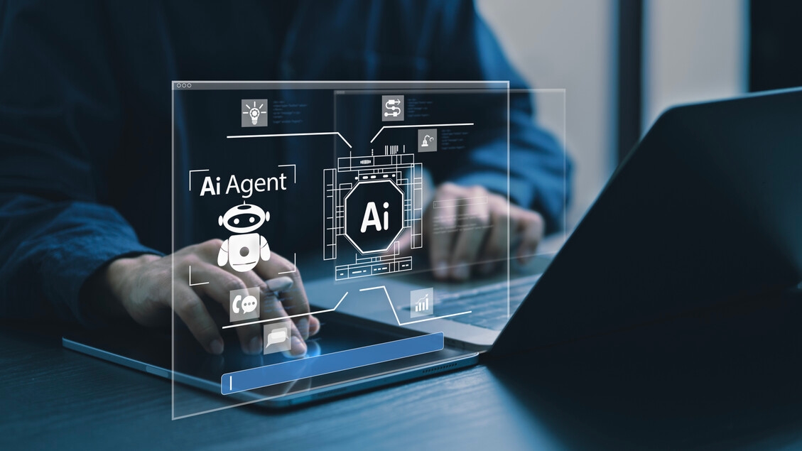 ChatGpt used by almost 9 million Italians, young people on Character AI