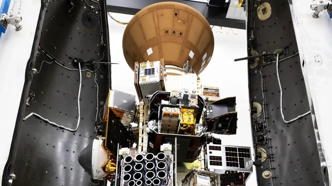 Reentry from orbit fails, DNA and ashes of 166 deceased lost