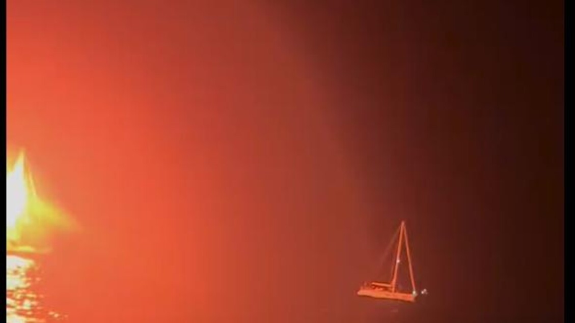 Flotilla sotto attacco, colpita una imbarcazione
