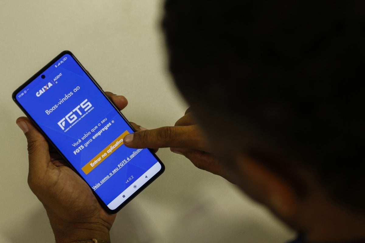 Caixa commence à distribuer près de 13 milliards de réaux de bénéfices du FGTS