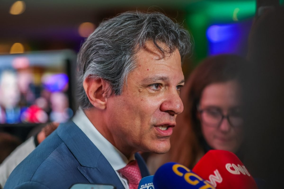 Haddad présente à Lula un plan d'urgence tarifaire, mais renforce les tentatives de négociation avec les États-Unis