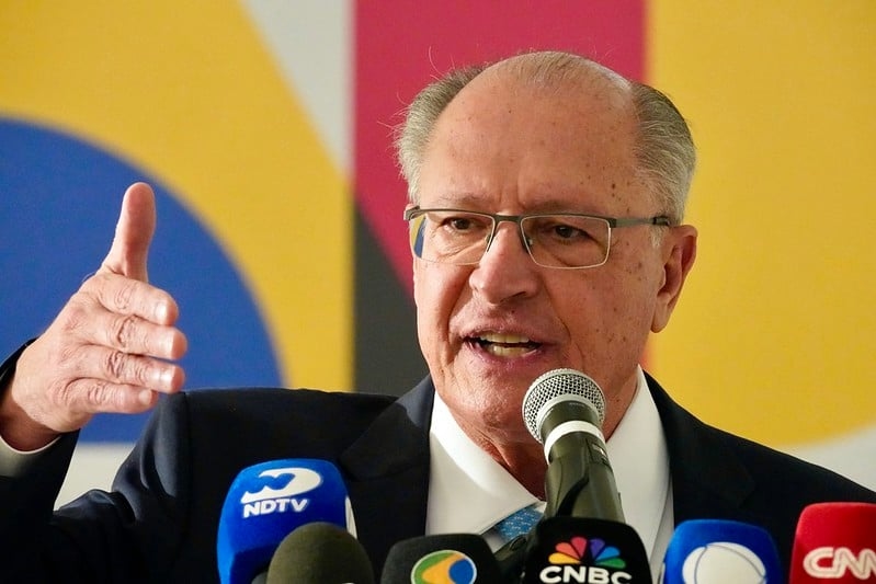 Alckmin détaille aux chefs d'entreprise une stratégie pour inverser la hausse des tarifs douaniers de Trump