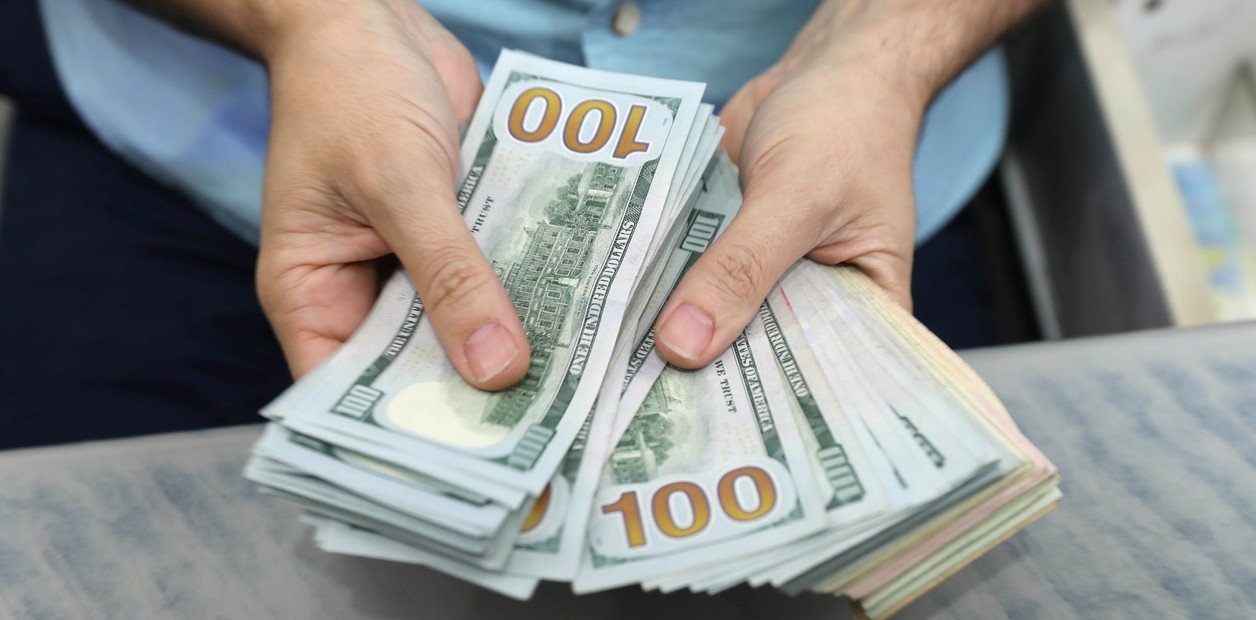 Bugün Mavi Dolar: Bu Cumartesi, 3 Mayıs'ta Ne Kadar İşlem Görüyor?