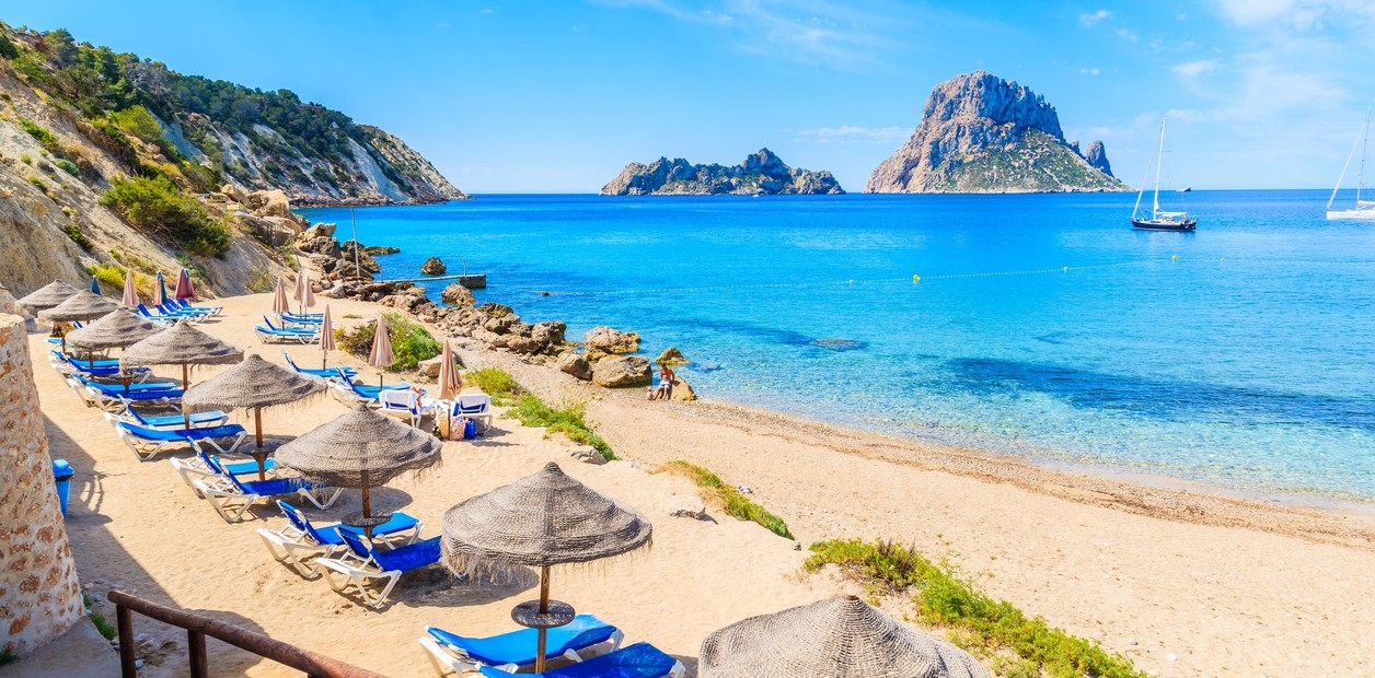 An Ibiza restaurant has been reported for charging 12 euros for a purse hook.