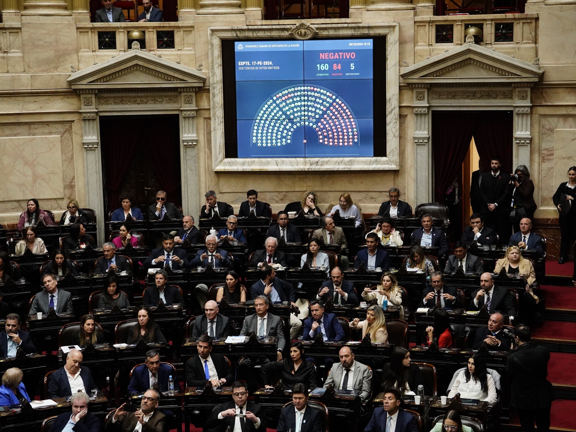Eén voor één vetoën Javier Milei: de president veroordeelt de "sabotage" van de door het Congres aangenomen wetten.
