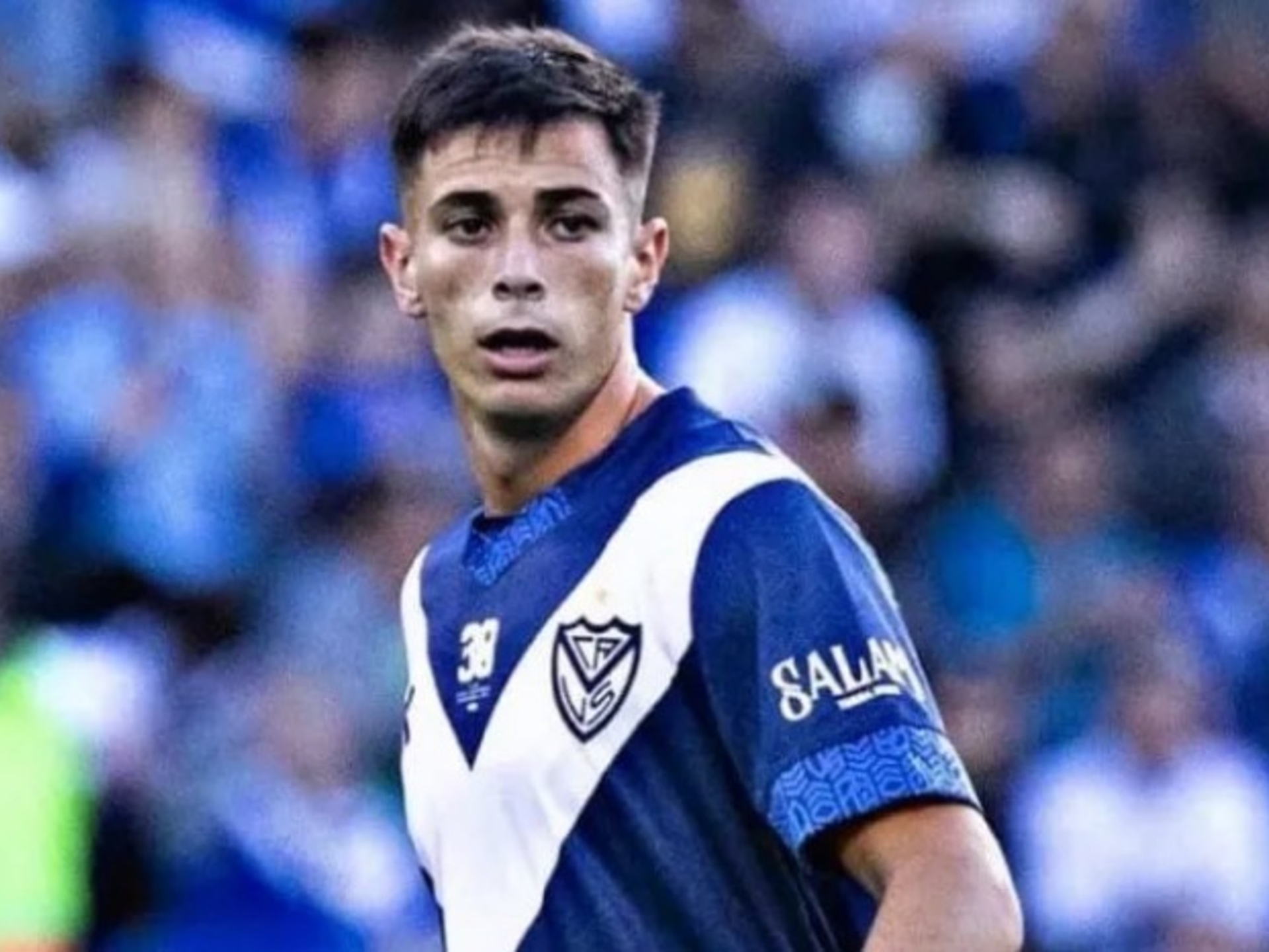 Vélez emitió un duro comunicado en relación a la frustrada venta de Valentín Gómez e intimó al jugador a volver a los entrenamientos