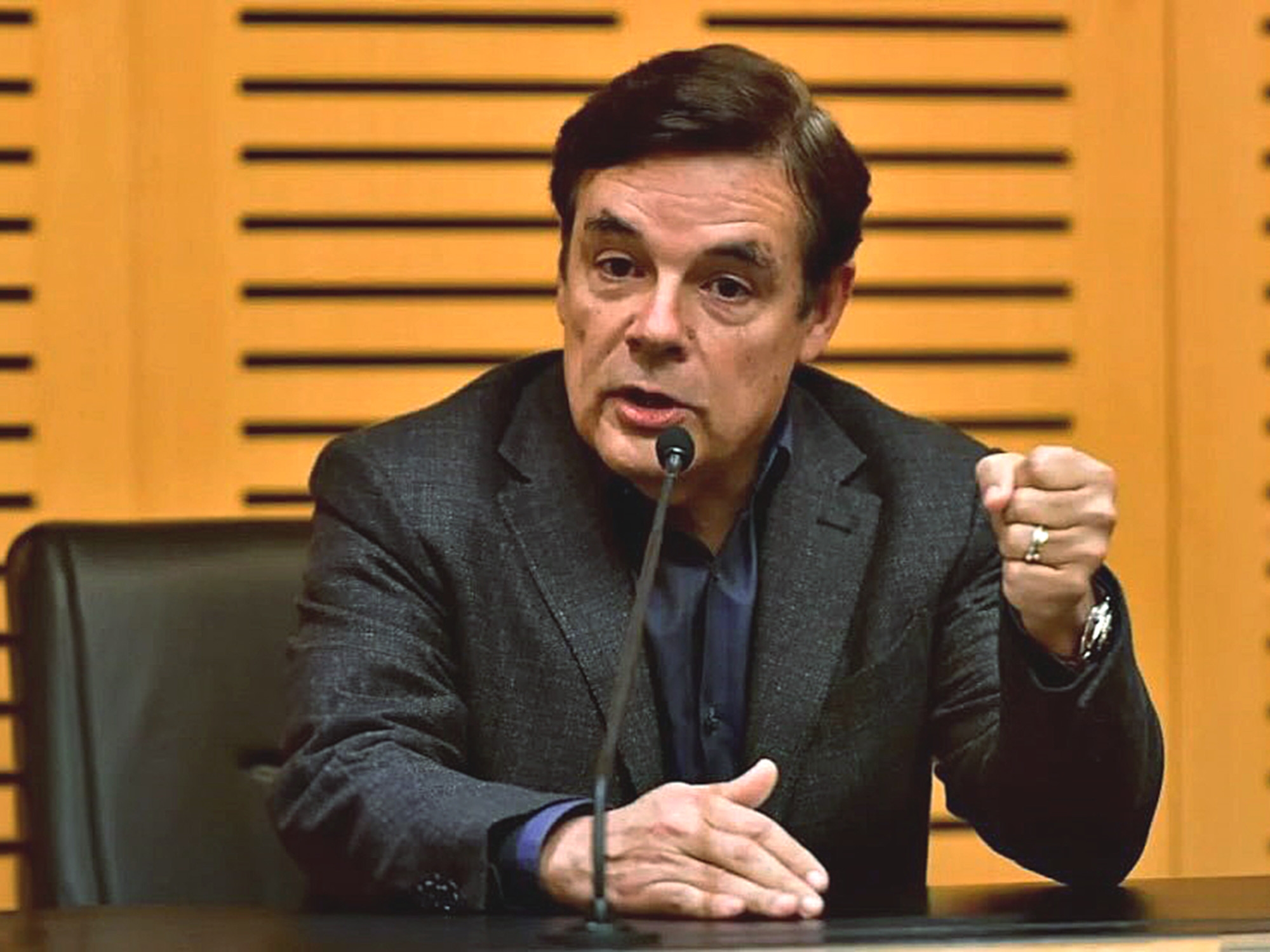 Ficha Limpa: Rovira admitiu que alterou os votos de seus dois senadores a pedido de Milei.